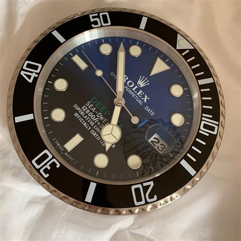 rolex uhr mit brillanten|rolex wanduhr original.